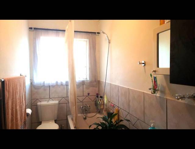 3 BEDROOM TOWNHOUSE FOR SALE IN ANNLIN